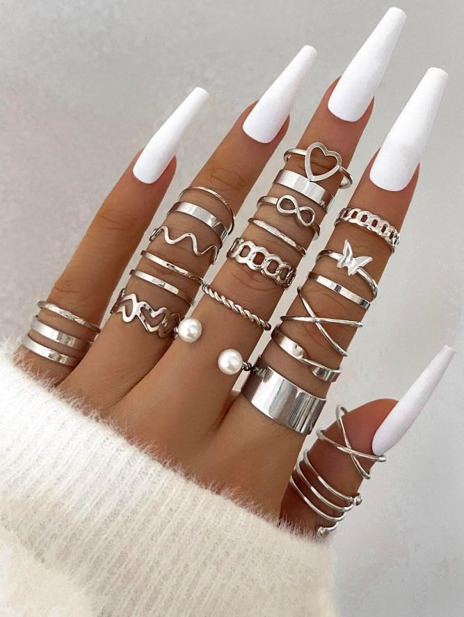 Dollcini 33 Részes Ékszerszett – Elegáns Fülbevalók és Gyűrűk