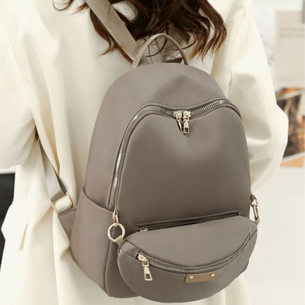 Dollcini Stílusos Női Hátizsák – Vízálló, Elegáns és Praktikus