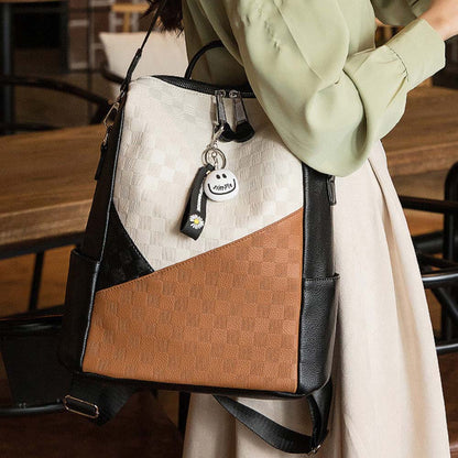 Dollcini Női Hátizsák – Vízálló Műbőr, Elegáns és Praktikus Viselet