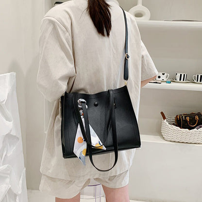 Dollcini Prémium Női Kézitáska – Elegáns műbőr, Állítható Pánttal